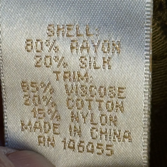 NWT Gold Hawk Anastasia Dk Olive Lace Trim Silk Blend Velvet Camisole XS - Picture 6 of 9